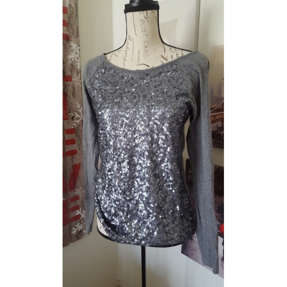 Elegant Old Navy Long Sleeve Shirt